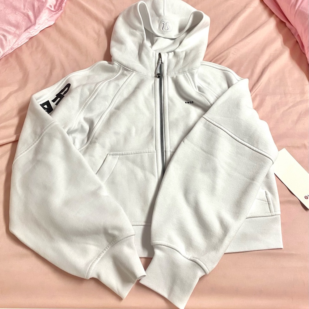 🤍RARE NWT Lululemon Oversized Full Zip Scuba white seawheeze size XS/S Jacket